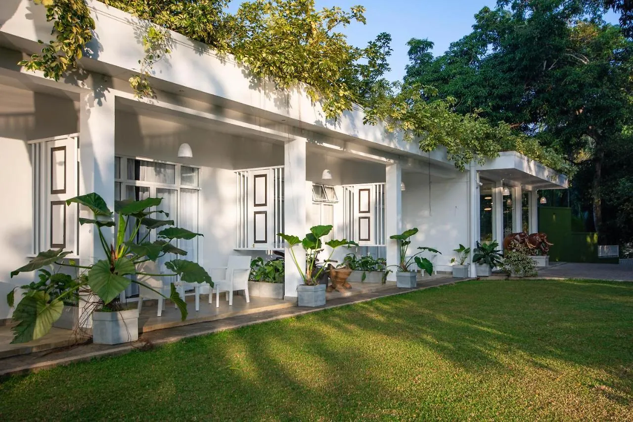 Waters Spring Hotel Kandy